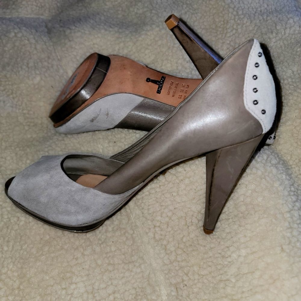 Schutz leather & suede platform studded heels 👠 9B